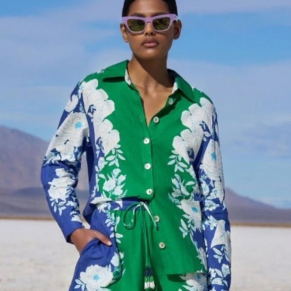 NWT Farm Rio Soft Garden Linen Blend Button Down Shirt S